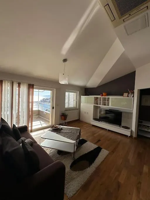 Apartment Apartman Queen Of Opatija Croatia